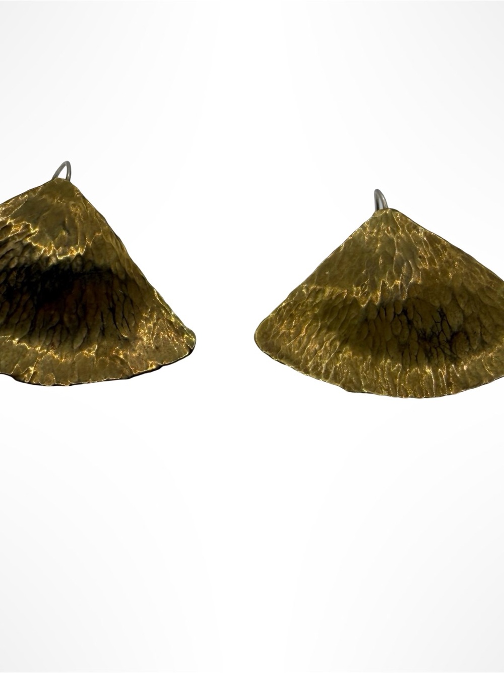 Vintage Hammered Brass Fan Drop Earrings Brutalist Textured Gold Tone